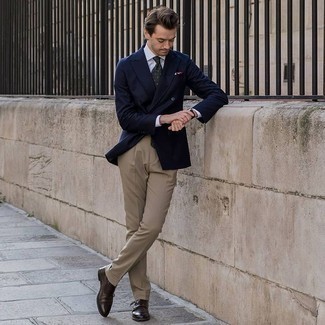 Dunkelgrüne gepunktete Krawatte kombinieren – 70 Herren Outfits