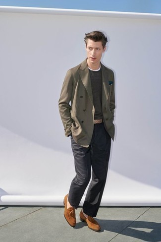 Dunkelgrünes Seide Einstecktuch kombinieren – 8 Herren Outfits
