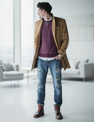 Wie dunkellila Pullover mit einem Rundhalsausschnitt mit dunkelblauer Jeans zu kombinieren – 13 Herren Outfits