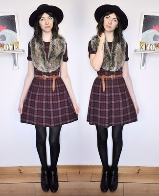 Dunkellila Hut kombinieren – 15 Damen Outfits