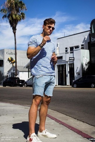 Wie Jeansshorts mit weißen T-shirts zu kombinieren – 135 Herren Outfits