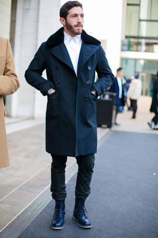 Wie Businesshemd mit Mantels mit einem Pelzkragen zu kombinieren – 38 Herren Outfits