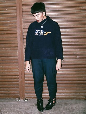 dunkelblauer bedruckter Pullover mit einem Rundhalsausschnitt von Moschino