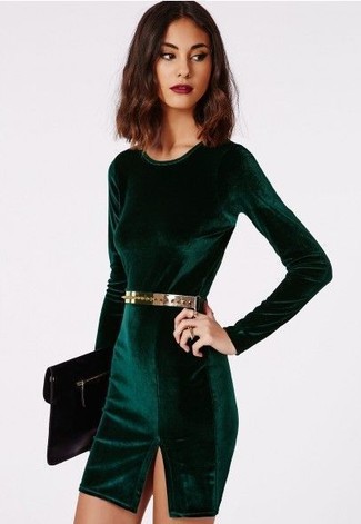 Dunkelgrünes figurbetontes Kleid kombinieren – 11 Damen Outfits: Tragen Sie ein dunkelgrünes figurbetontes Kleid, um ein müheloses Alltags-Outfit zu erhalten.