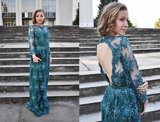 Dunkeltürkises Kleid kombinieren – 135 Damen Outfits: Sie möchten den raffinierten Look perfektionieren? Entscheiden Sie sich für ein dunkeltürkises Kleid.