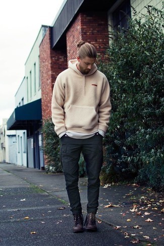 Fleece-Pullover mit einem Kapuze kombinieren – 56 Herren Outfits