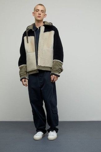Teenager: Fleece-Pullover kombinieren – 12 Frühling Herren Outfits