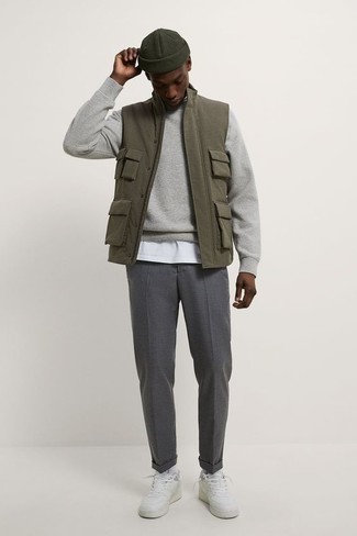 Wie ärmellose Jacke mit Sweatshirt zu kombinieren – 80 Herren Outfits