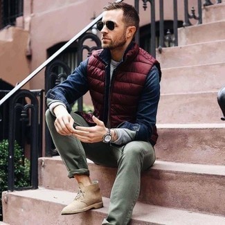 Wie ärmellose Jacke mit Sweatshirt zu kombinieren – 80 Herren Outfits