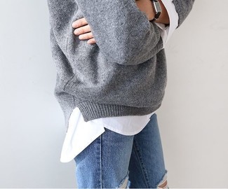 Wie Jeans mit Pullovers mit einem Rundhalsausschnitt zu kombinieren – 500+ Damen Outfits: Ein Pullover mit einem Rundhalsausschnitt und Jeans sind absolut Freizeit-Basics und können mit einer Vielzahl von Stücken gepaart werden.