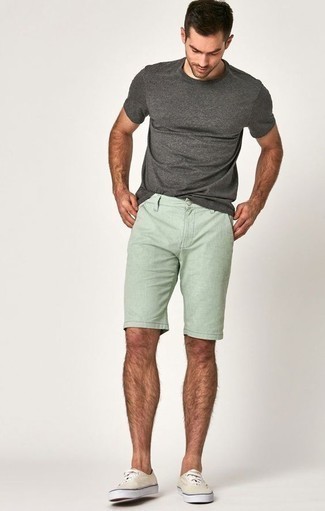 mintgrüne Shorts von Les Tien