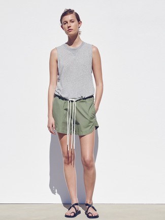 olivgrüne Shorts von Gloria Coelho