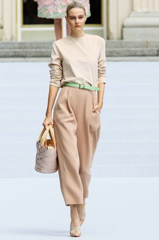 Grünen Gürtel kombinieren – 5 Damen Outfits