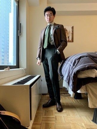 Grünes vertikal gestreiftes Businesshemd kombinieren – 34 Herren Outfits