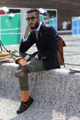 Gelbgrüne bedruckte Socken kombinieren – 26 Herren Outfits