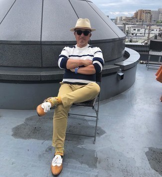 Gelbgrüne bedruckte Socken kombinieren – 26 Herren Outfits