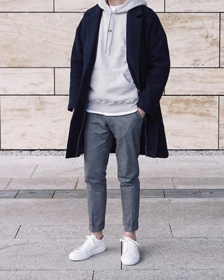 Welche niedrige Sneakers mit grauer Chinohose zu tragen – 1870+ Herren Outfits