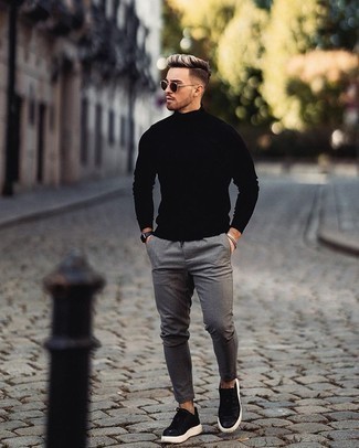 Welche niedrige Sneakers mit grauer Chinohose zu tragen – 1870+ Herren Outfits