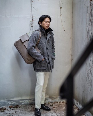 Graue Cabanjacke mit Fischgrätenmuster kombinieren – 3 Herren Outfits