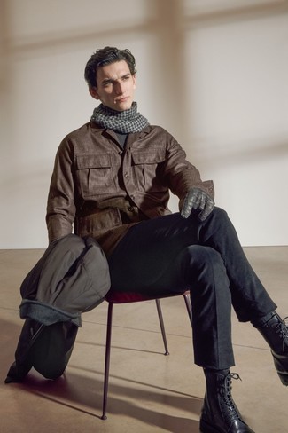 Grauen Schal mit Hahnentritt-Muster kombinieren – 9 Herren Outfits
