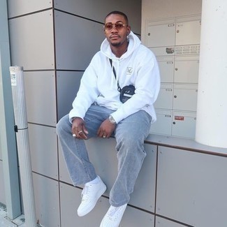 Welche Pullover mit einem Kapuze mit grauer Jeans zu tragen – 181 Herren Outfits