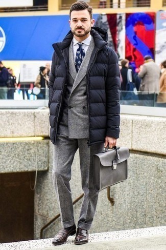 Graue Leder Aktentasche kombinieren – 7 Herbst Herren Outfits