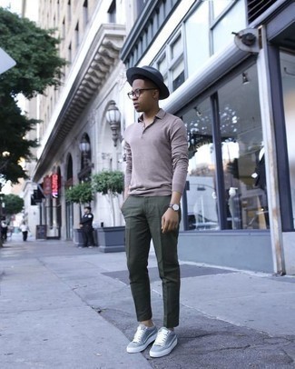 Welche Chinohosen mit grauer niedriger Sneakers zu tragen – 248 Herren Outfits warm Wetter