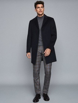 Graue Chinohose mit Schottenmuster kombinieren – 136 Herbst Herren Outfits