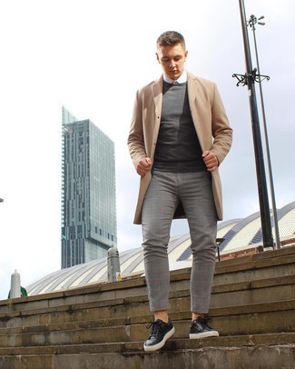 Graue Chinohose mit Schottenmuster kombinieren – 136 Herbst Herren Outfits
