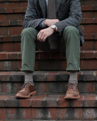 Graue Wolljacke mit Schottenmuster kombinieren – 46 Frühling Herren Outfits