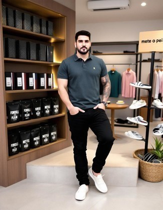 Welche Chinohosen mit grauen Polohemdes zu tragen – 122 Herren Outfits
