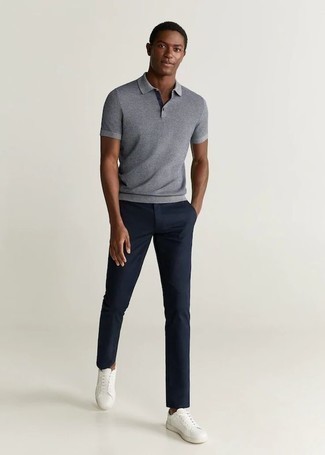 Welche Chinohosen mit grauen Polohemdes zu tragen – 122 Herren Outfits