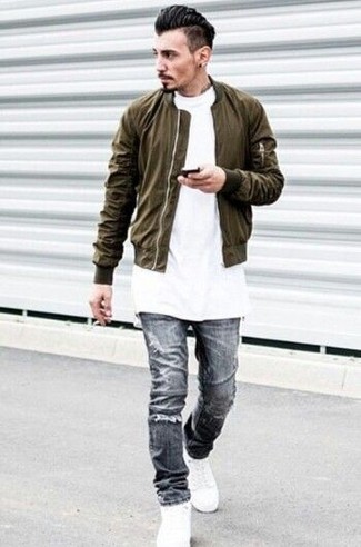 Graue enge Jeans mit Destroyed-Effekten kombinieren – 218 Herren Outfits