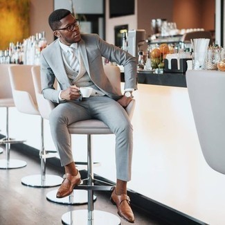 30 Jährige: Welche Socken mit grauen Anzuges zu tragen – 232 Herbst Herren Outfits