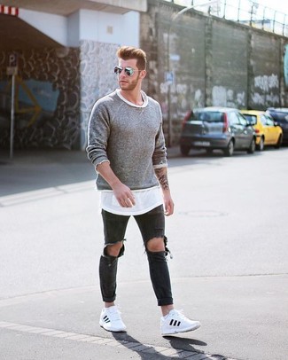 Wie grauen Pullover mit schwarzer Hose zu kombinieren – 78 Lässige Herren Outfits