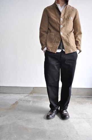 Welche Chinohosen mit grauen Pullunders zu tragen – 45 Herbst Herren Outfits