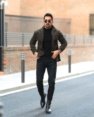 Dunkelgrüne Harrington-Jacke kombinieren – 95 Herren Outfits: Kombinieren Sie eine dunkelgrüne Harrington-Jacke mit dunkelblauen Jeans für einen bequemen Alltags-Look. Heben Sie dieses Ensemble mit schwarzen Chelsea Boots aus Leder hervor.