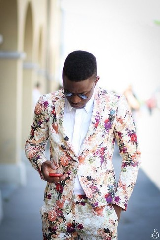 Welche Businesshemden mit hellbeige Sakkos zu tragen – 500+ Herren Outfits: Geben Sie den bestmöglichen Look ab in einem hellbeige Sakko und einem Businesshemd.
