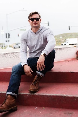 Wie Pullover mit einem Kapuze mit Freizeitstiefel zu kombinieren – 264 Herren Outfits