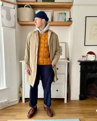 Wie Pullover mit einem Kapuze mit ärmelloser Jacke zu kombinieren – 152 Herren Outfits