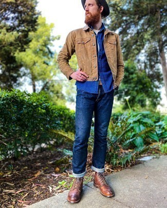 Hut kombinieren – 500+ Herren Outfits: Eine braune Jeansjacke und ein Hut sind eine kluge Outfit-Formel für Ihre Sammlung. Fügen Sie eine braune Lederfreizeitstiefel für ein unmittelbares Style-Upgrade zu Ihrem Look hinzu.