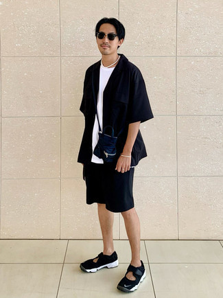 dunkelblaue Segeltuch Umhängetasche von Givenchy