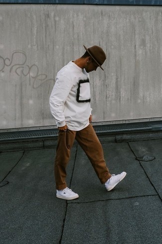 braune Chinohose von Norse Projects