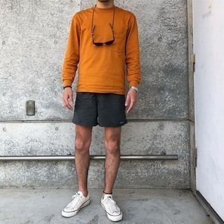 orange Langarmshirt von Homme Plissé Issey Miyake