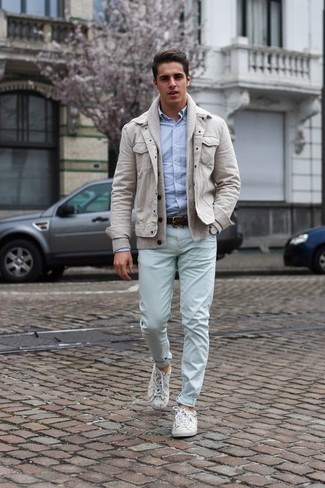 Hellblaue Chinohose kombinieren – 248 Herren Outfits