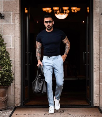 Hellblaue Chinohose kombinieren – 248 Herren Outfits