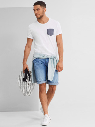Hellblaue Jeansshorts kombinieren – 143 Herren Outfits