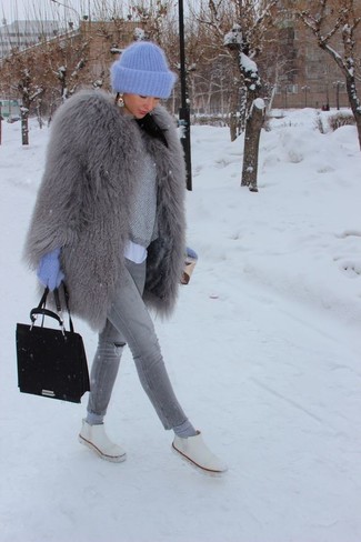 Hellblaue Ohrringe kombinieren – 27 Damen Outfits