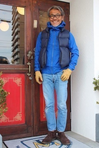 Welche ärmellose Jacken mit hellblauer Jeans zu tragen – 32 Herren Outfits