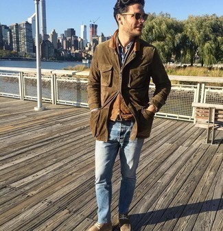 Welche ärmellose Jacken mit hellblauer Jeans zu tragen – 32 Herren Outfits